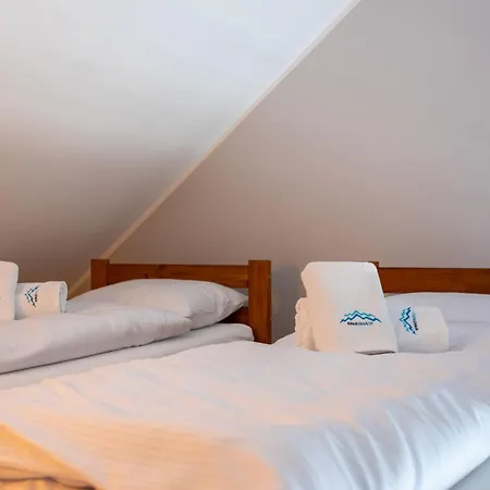 Obroncow Pokoju 20 Appartement *