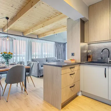 Obroncow Pokoju 20 Appartement *